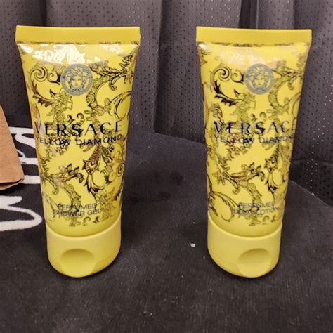 versace yellow diamond top notes|Versace Yellow Diamond body wash.